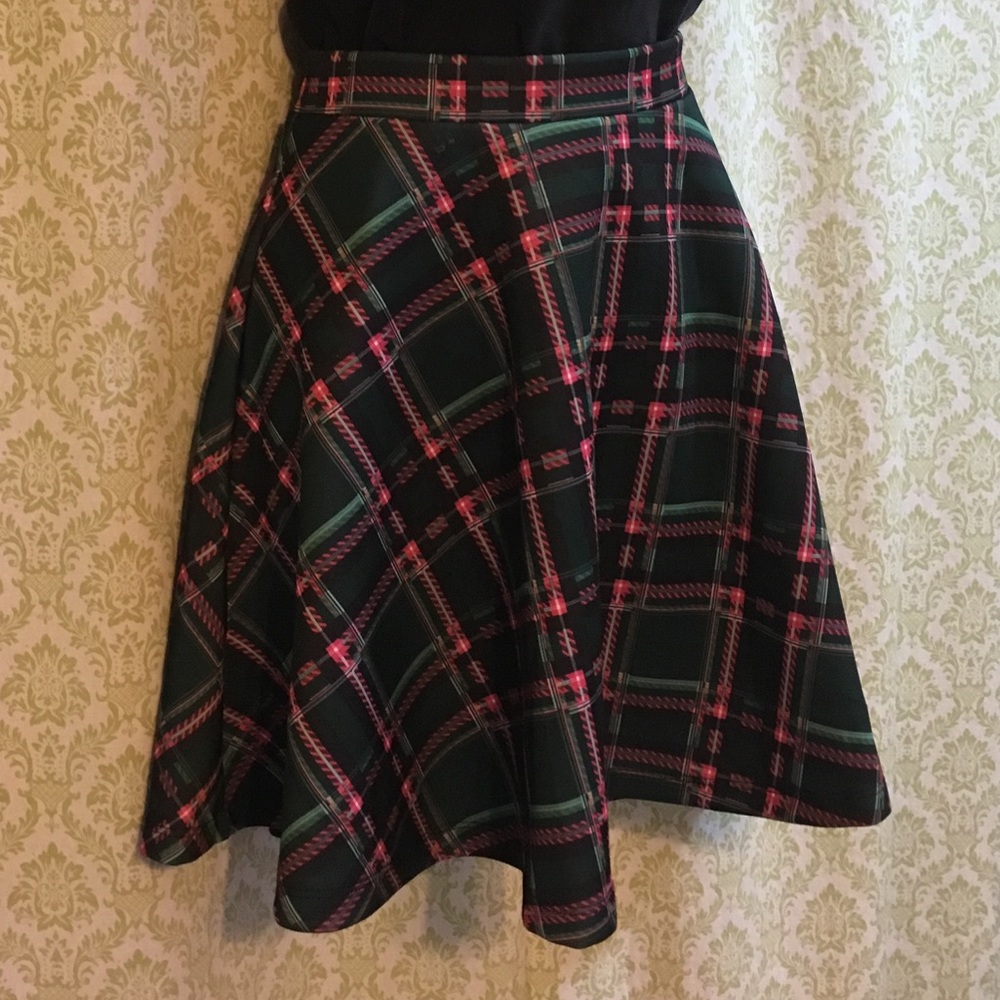 Romeo and Juliet Couture miniskirt - Picture 3 of 8